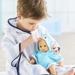 Corolle Poupon Paul fait pipi et Cape de Bain Pingouin